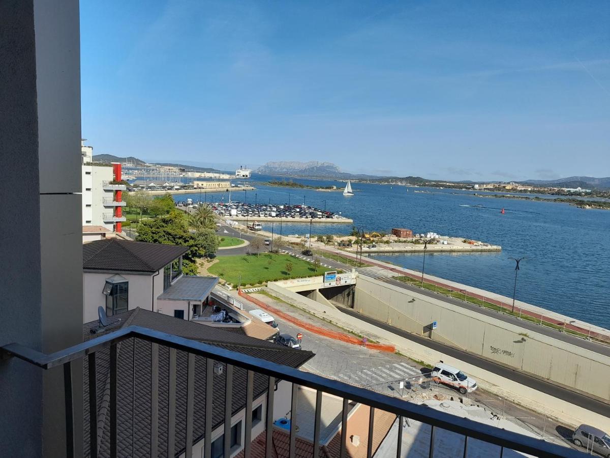 Via Genova Apartment Olbia Kültér fotó