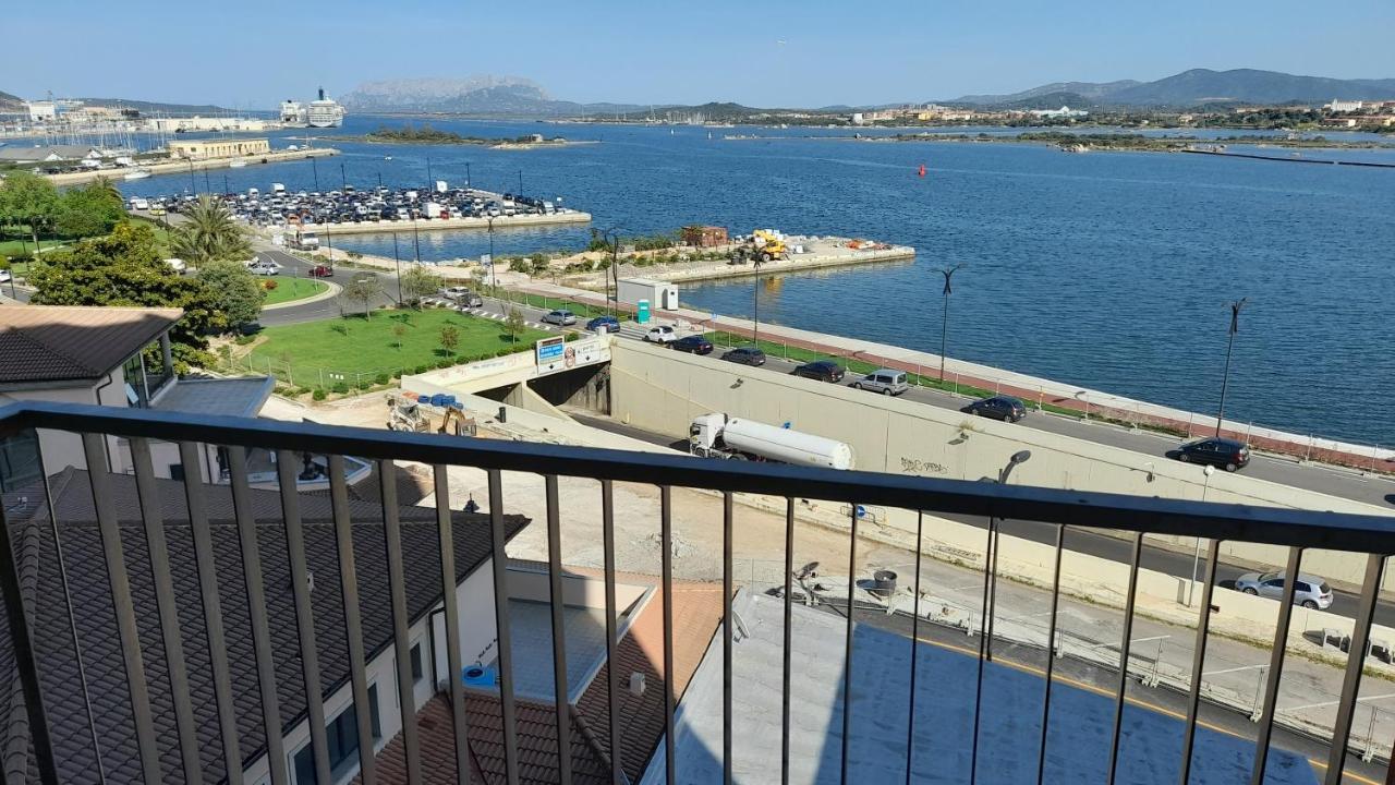 Via Genova Apartment Olbia Kültér fotó