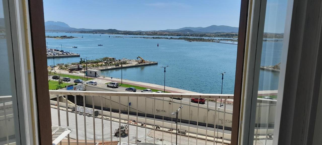 Via Genova Apartment Olbia Kültér fotó