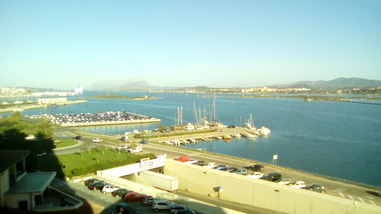 Via Genova Apartment Olbia Kültér fotó